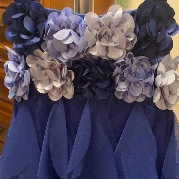 Royal Blue Dress with Floral accent  🌹 size 10 - Picture 3 of 4